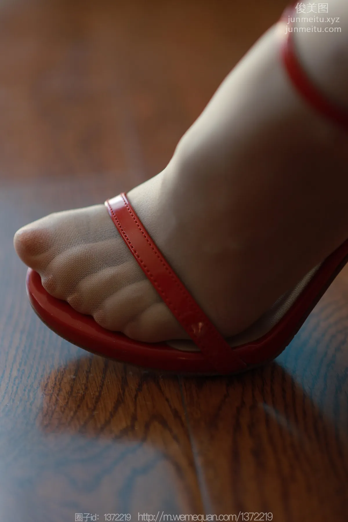 [IESS] 2023.05.04 Silk Enjoyer 1441 Tuan Tuan, Red Shoes and Nude Stockings [87P] photo 87