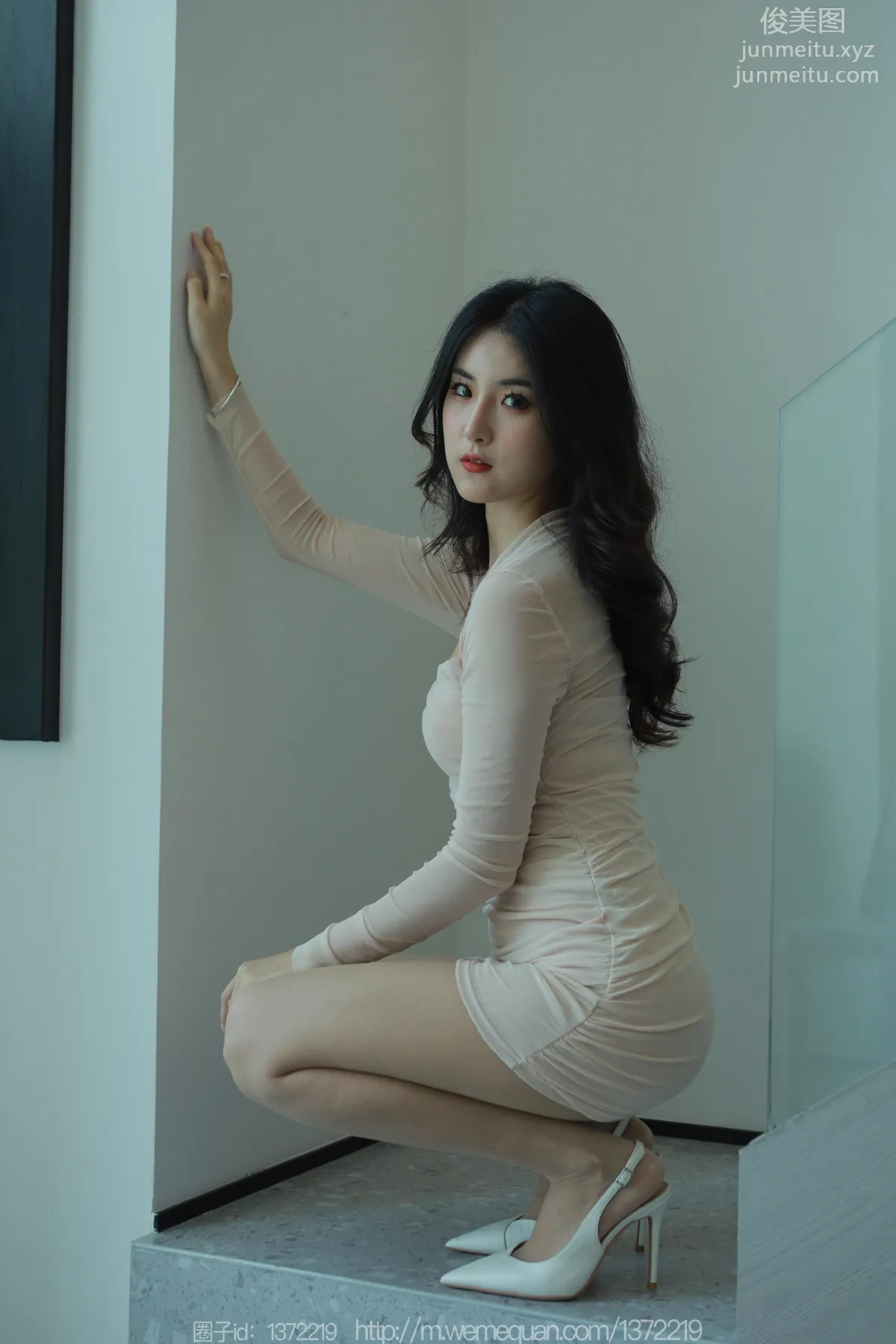 [IESS] 2023.05.14 Silk Enjoyer 1451 Xiao Bao, Light-Colored Bodycon Skirt [80P] photo 59