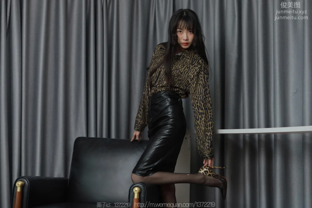 [IESS] 2023.07.13 Silk Enjoyer 1479 Tuan Tuan, Golden Leopard Print [81P] photo 8