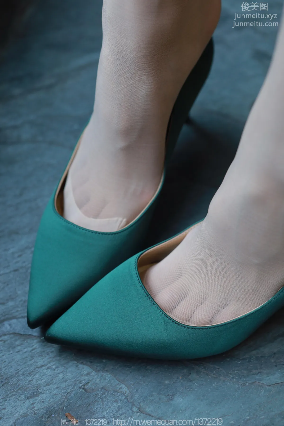 [IESS] 2023.07.19 Silk Enjoyer 1484 Mei Zi, Beauty in Green Shoes [86P] photo 21