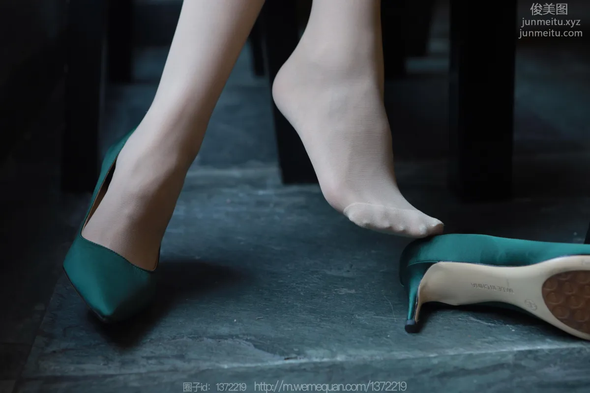 [IESS] 2023.07.19 Silk Enjoyer 1484 Mei Zi, Beauty in Green Shoes [86P] photo 43