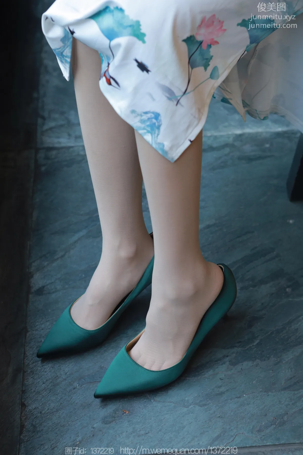 [IESS] 2023.07.19 Silk Enjoyer 1484 Mei Zi, Beauty in Green Shoes [86P] photo 51