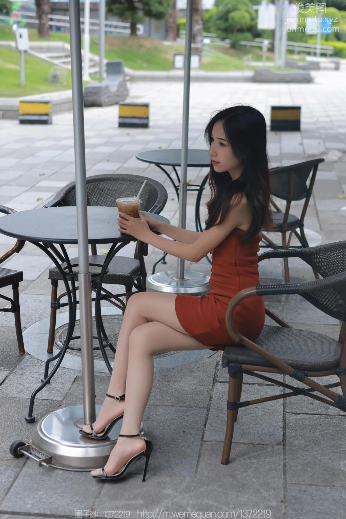 [IESS] 2023.07.27 Silk Enjoyer 1492 Mei Zi, Street Beauty [86P] photo 4