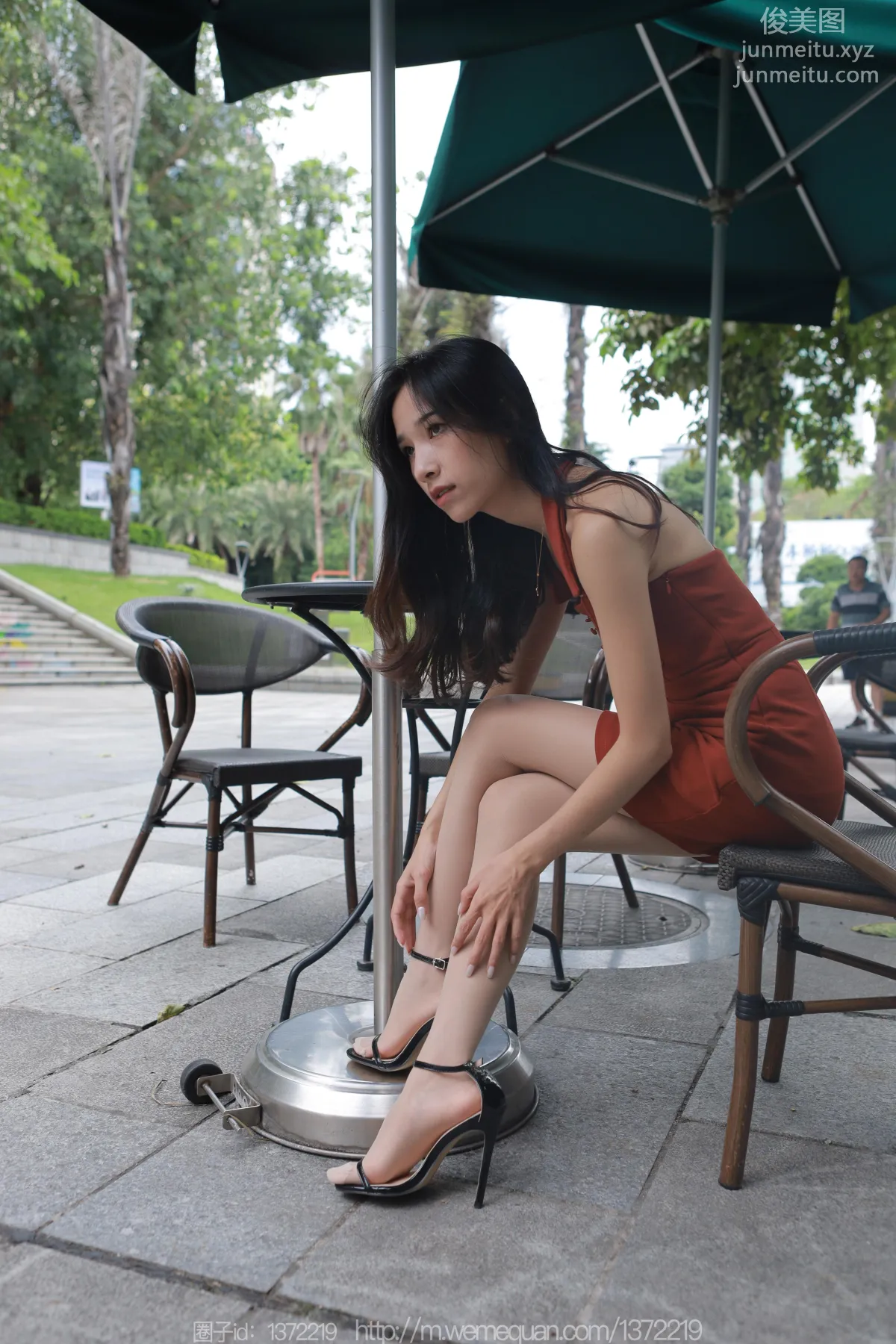 [IESS] 2023.07.27 Silk Enjoyer 1492 Mei Zi, Street Beauty [86P] photo 7