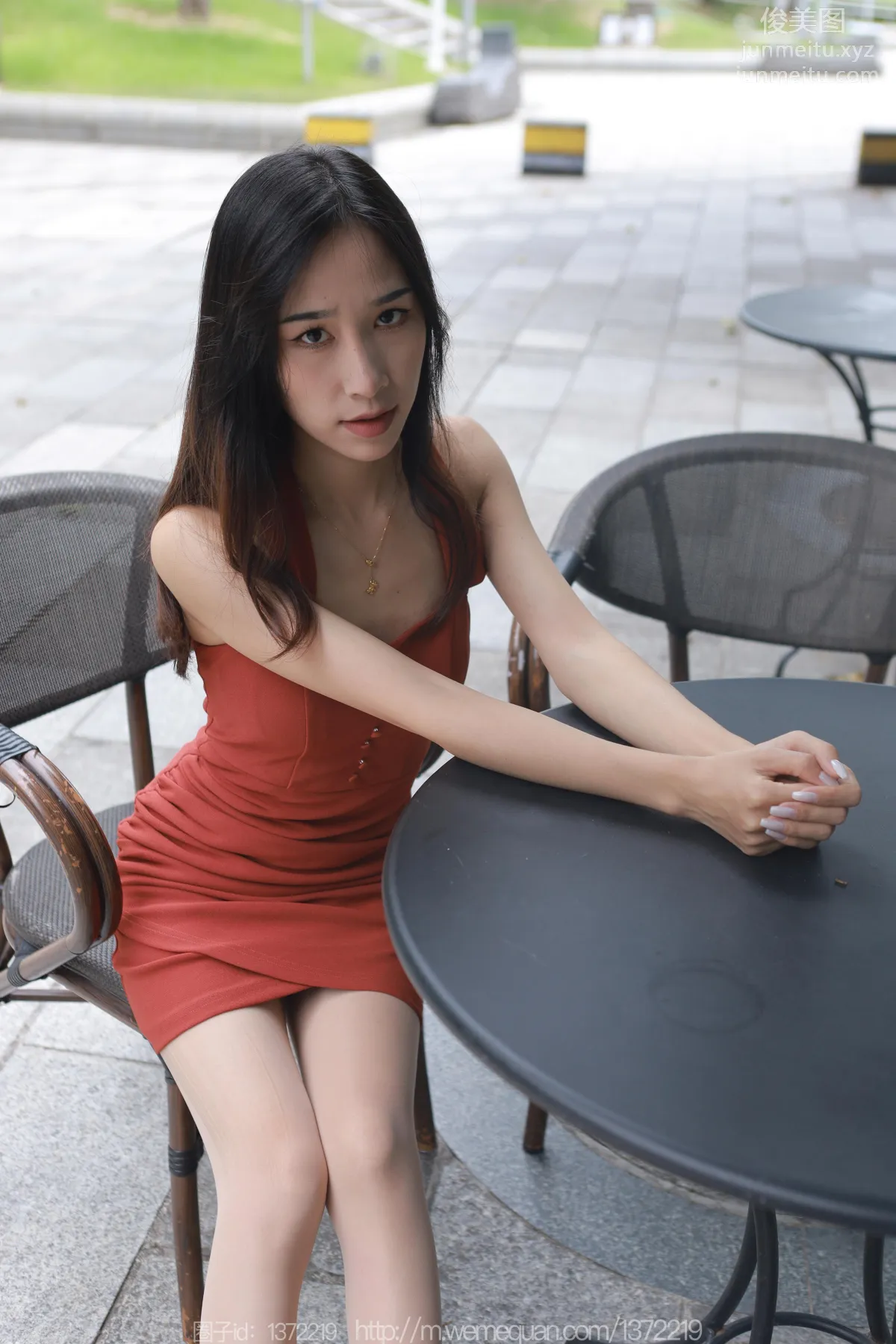 [IESS] 2023.07.27 Silk Enjoyer 1492 Mei Zi, Street Beauty [86P] photo 30