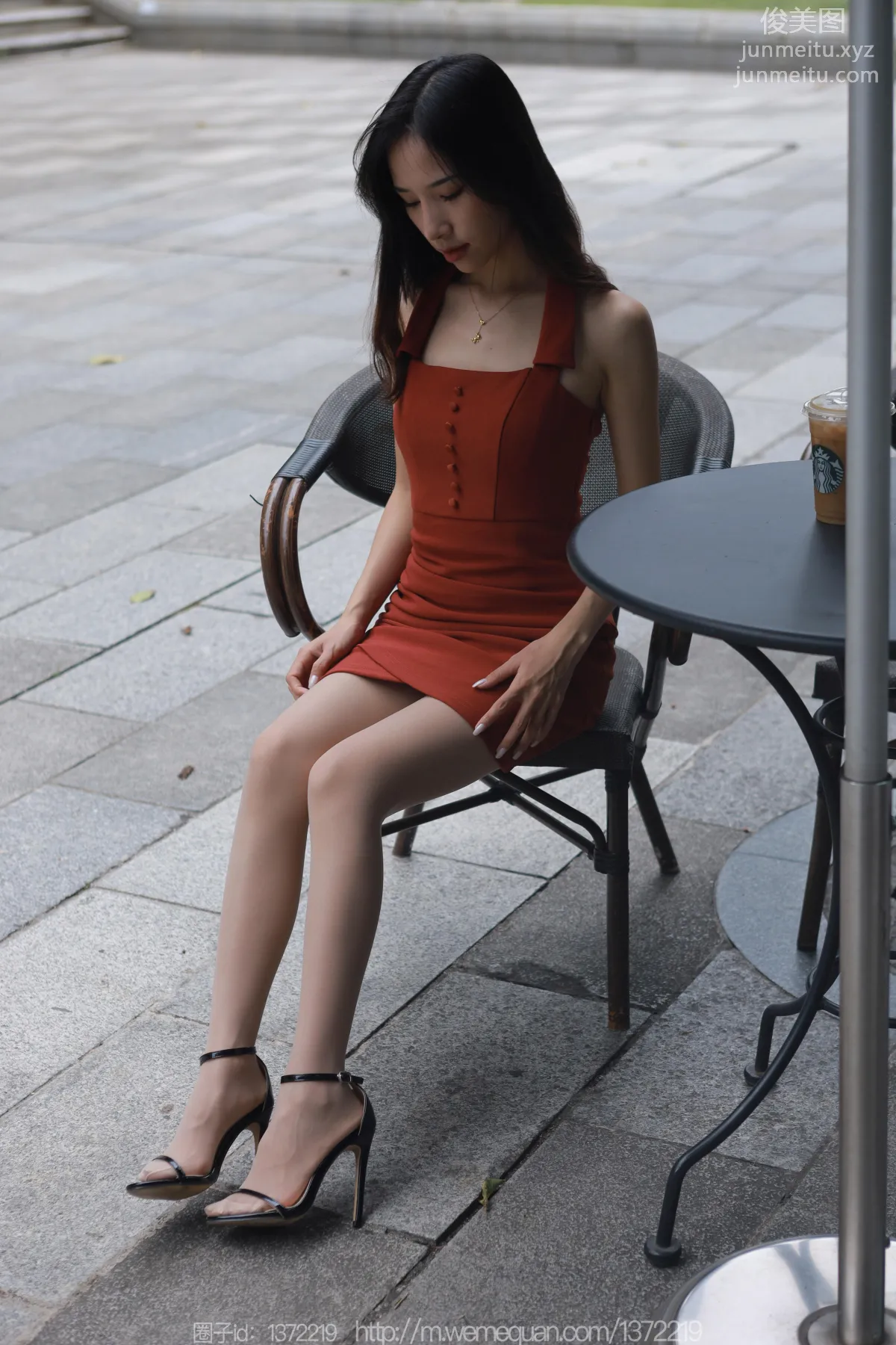 [IESS] 2023.07.27 Silk Enjoyer 1492 Mei Zi, Street Beauty [86P] photo 33