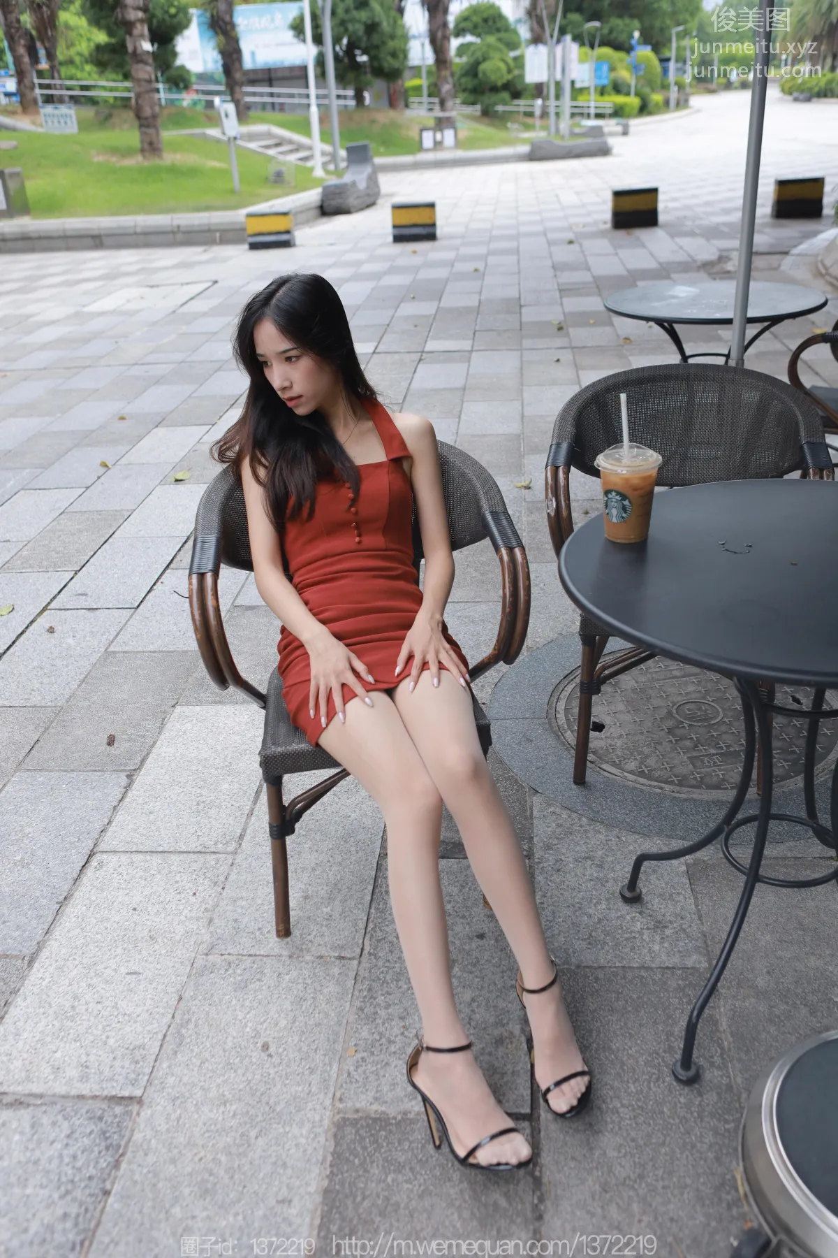 [IESS] 2023.07.27 Silk Enjoyer 1492 Mei Zi, Street Beauty [86P] photo 41