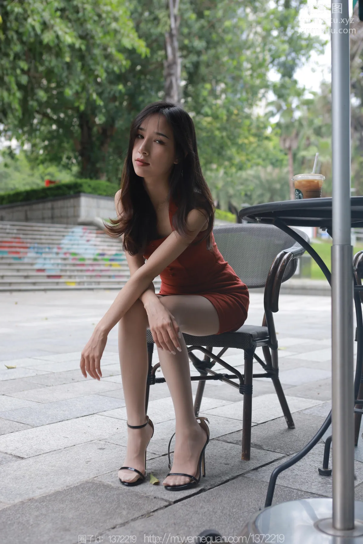 [IESS] 2023.07.27 Silk Enjoyer 1492 Mei Zi, Street Beauty [86P] photo 55
