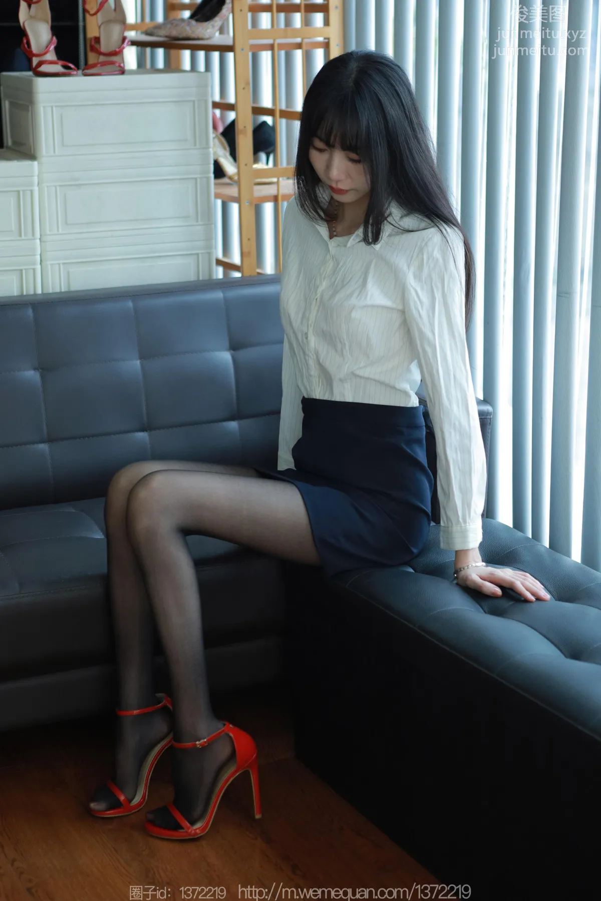 [IESS] 2023.08.06 Silk Enjoyer 1499 Tuan Tuan "Interplay of Light and Shadow" [84P] photo 21