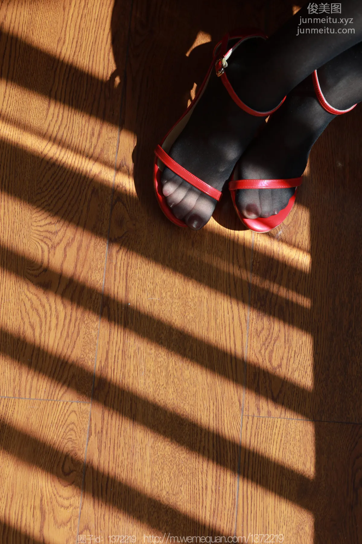 [IESS] 2023.08.06 Silk Enjoyer 1499 Tuan Tuan "Interplay of Light and Shadow" [84P] photo 29