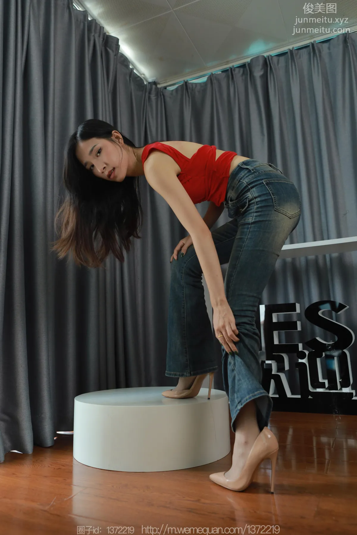 [IESS] 2023.08.11 Silk Enjoyer 1504 Mei Zi, Stockings Inside Jeans [85P] photo 48