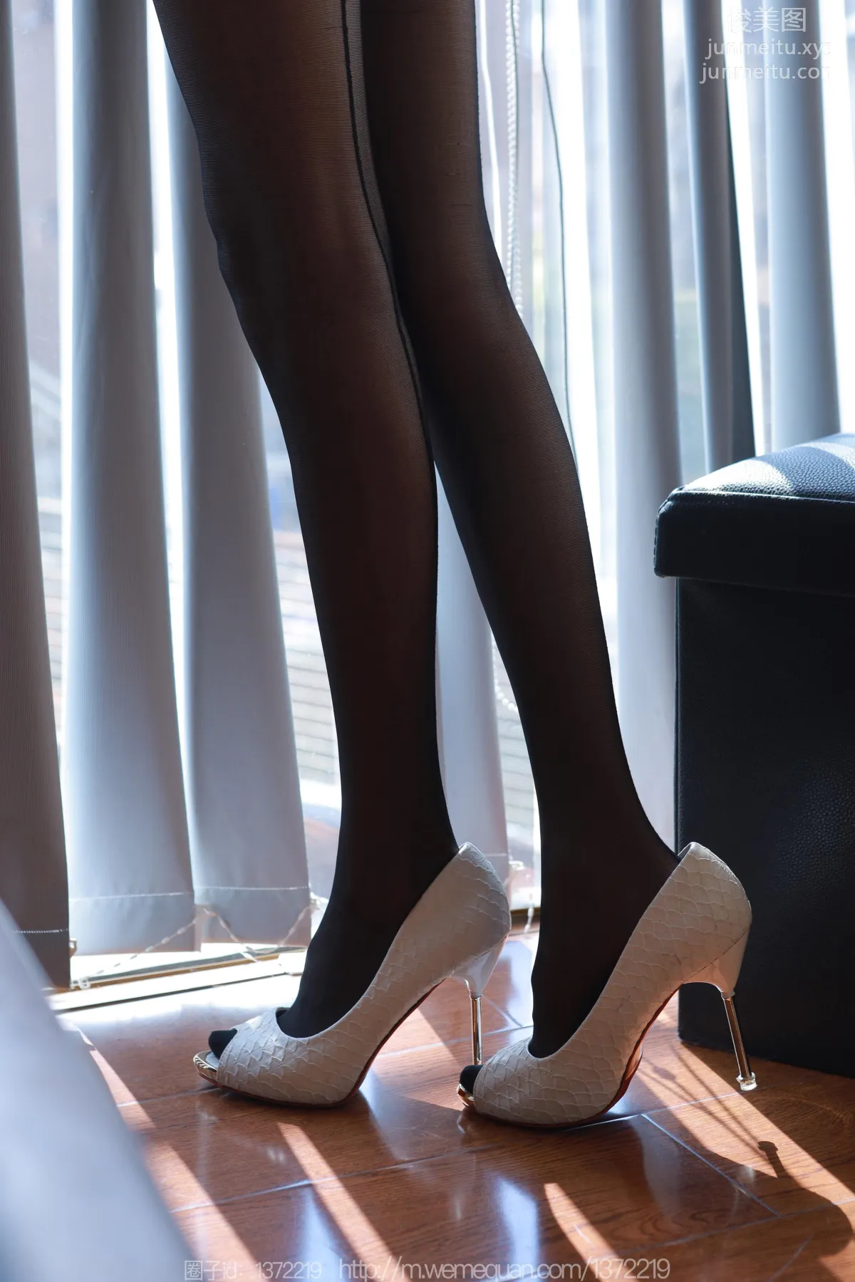 [IESS] 2023.09.10 Silk Enjoyer 1529 Tuan Tuan, Beautiful Back Vertical Line [81P] photo 70