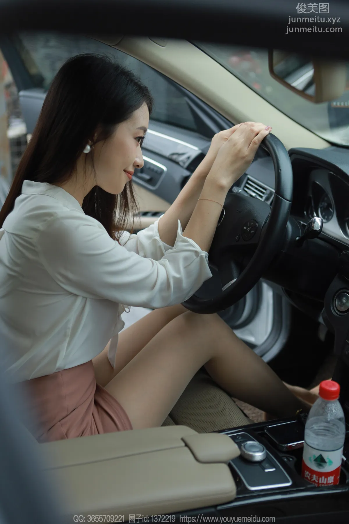 [IESS] 2023.10.16 Silk Enjoyer 1560 Xiao Jie, Inside and Outside the Car [84P] photo 23