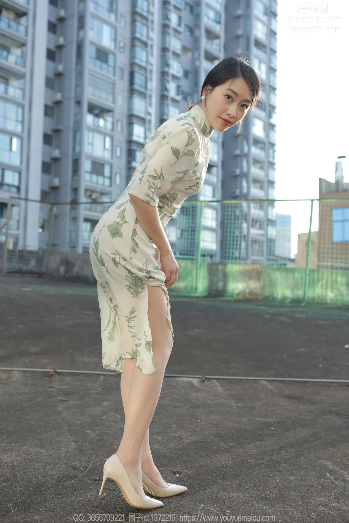 [IESS] 2023.11.24 Silk Enjoyer 1594 Xiao Jie, Thin as Cicada Wings [85P] photo 2
