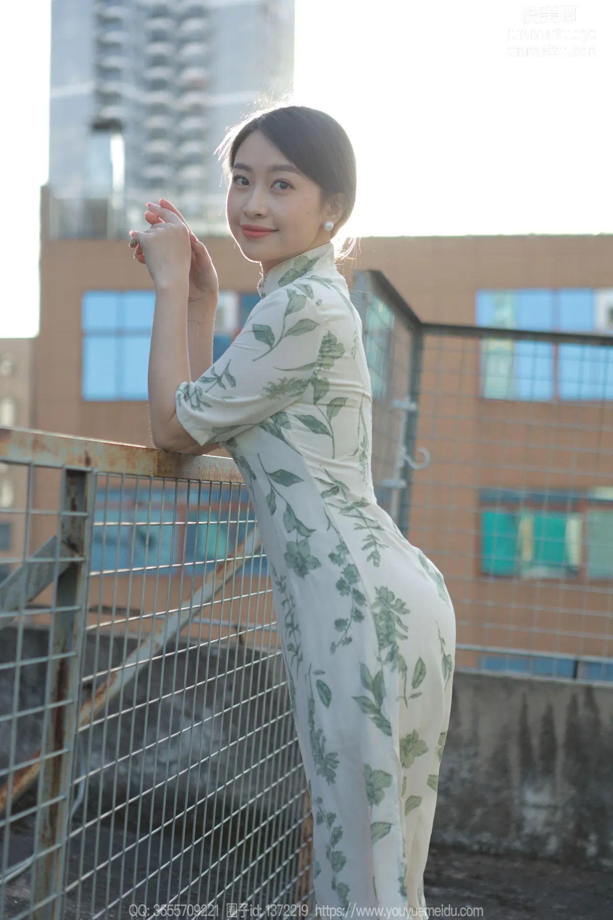 [IESS] 2023.11.24 Silk Enjoyer 1594 Xiao Jie, Thin as Cicada Wings [85P] photo 15