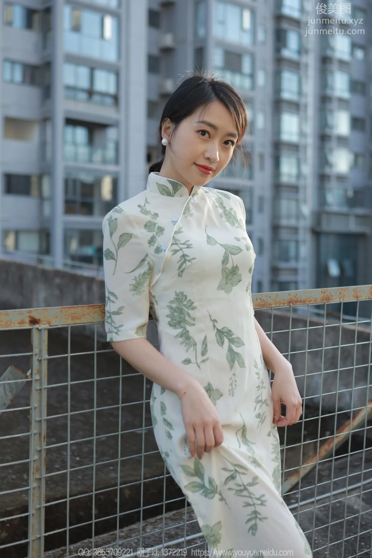 [IESS] 2023.11.24 Silk Enjoyer 1594 Xiao Jie, Thin as Cicada Wings [85P] photo 27