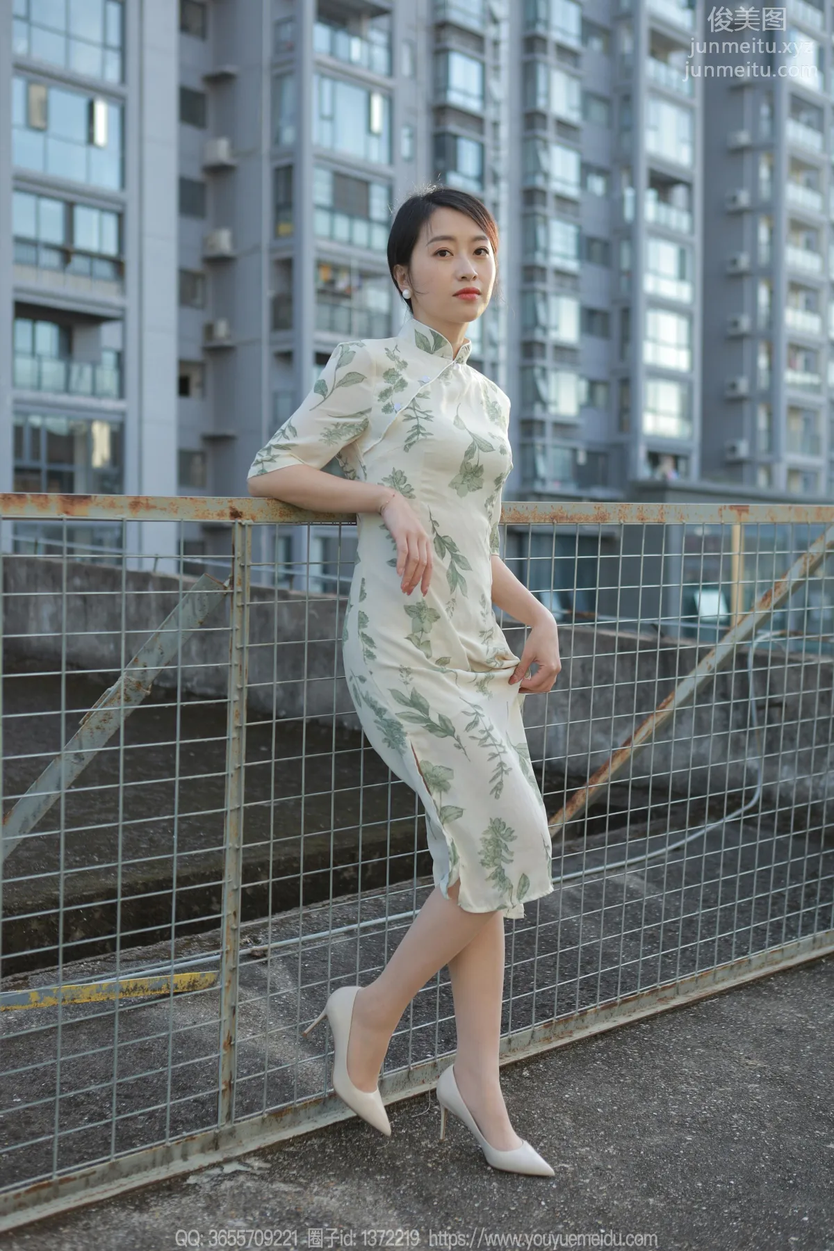 [IESS] 2023.11.24 Silk Enjoyer 1594 Xiao Jie, Thin as Cicada Wings [85P] photo 28