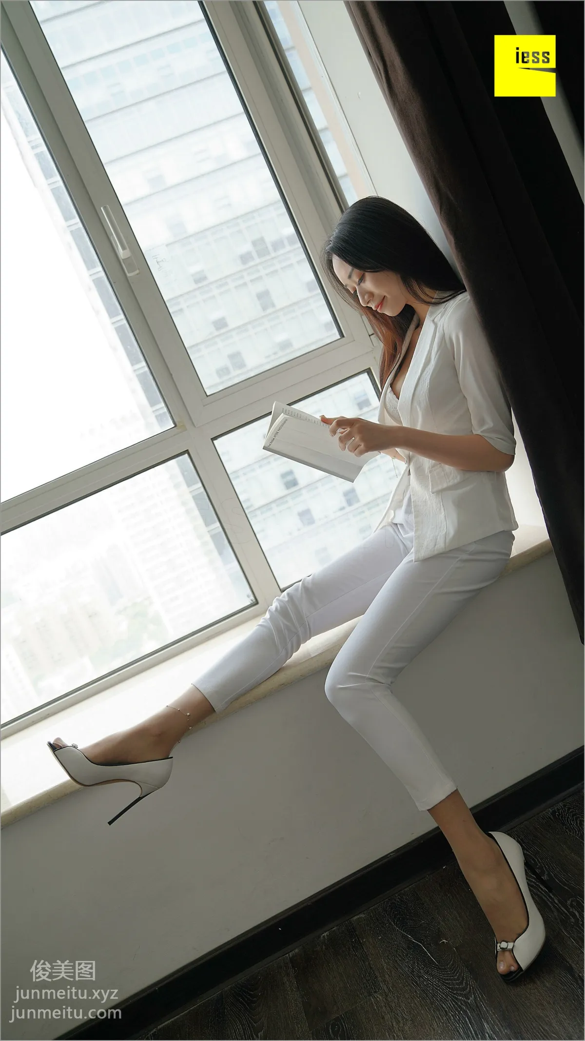 [IESS] 2018.08.30 Silk Feet Bento 265: In Books There Are Golden Houses, Mei Xi [83P] photo 29