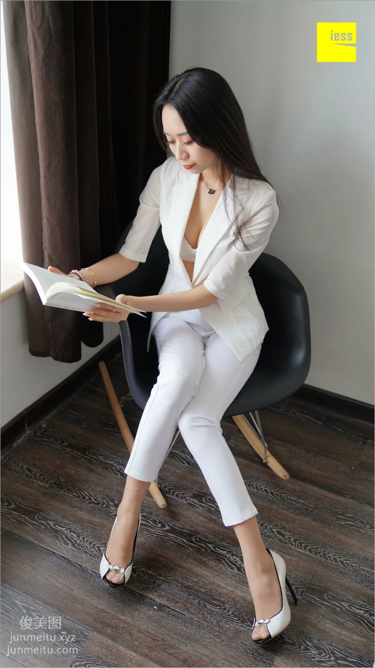 [IESS] 2018.08.30 Silk Feet Bento 265: In Books There Are Golden Houses, Mei Xi [83P] photo 35
