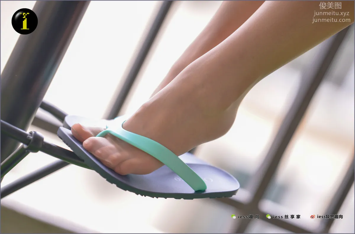 [IESS] Pu Hui Collection 005, Nuan Nuan Vietnamese Slippers Silk Feet Full Close-Up photo 15