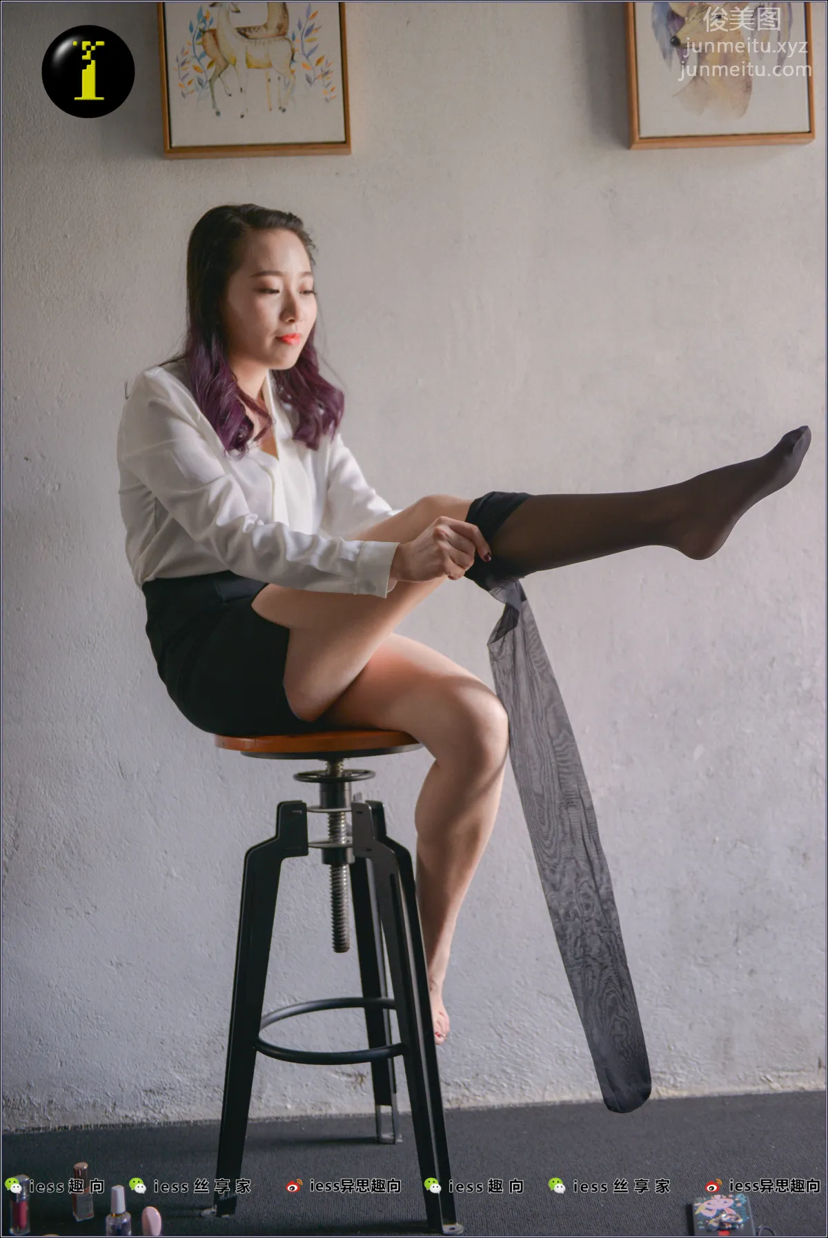 [IESS] Pu Hui Collection 008, Fan Meimei Putting On Stockings photo 44