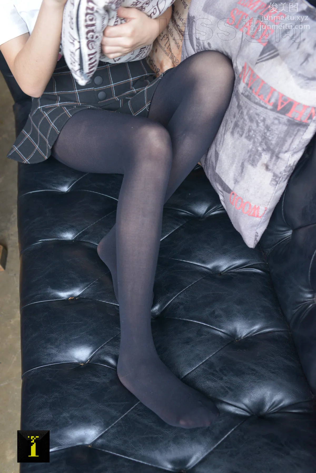 [IESS異思趣向] 普惠集 053 妹妹琪琪 妹妹的80D（3） 絲足底 61