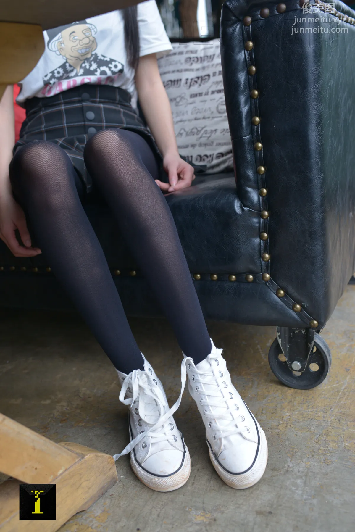 [IESS異思趣向] 普惠集 054 妹妹琪琪 妹妹的80D（4） 50