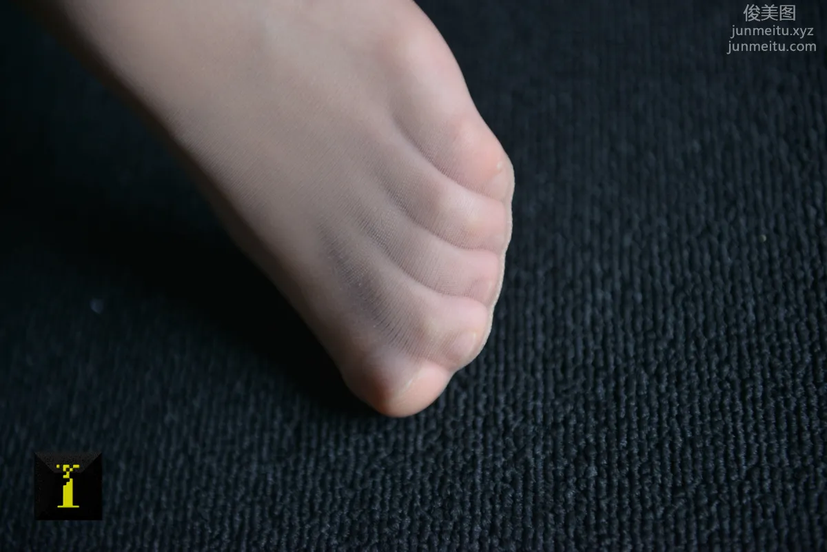 [IESS] Pu Hui Ji 056 Xiao Jie, Soft Beauty Under Light and Shadow (1) Big Close-Ups photo 7