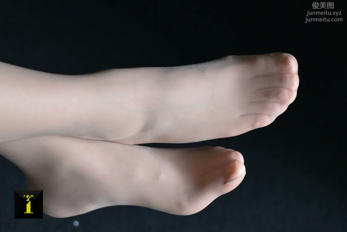 [IESS] Pu Hui Ji 056 Xiao Jie, Soft Beauty Under Light and Shadow (1) Big Close-Ups photo 36