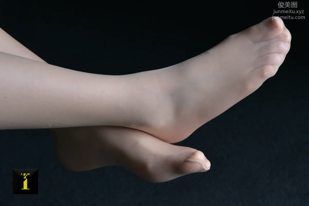[IESS] Pu Hui Ji 056 Xiao Jie, Soft Beauty Under Light and Shadow (1) Big Close-Ups photo 41