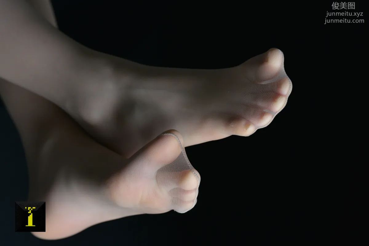 [IESS] Pu Hui Ji 056 Xiao Jie, Soft Beauty Under Light and Shadow (1) Big Close-Ups photo 55