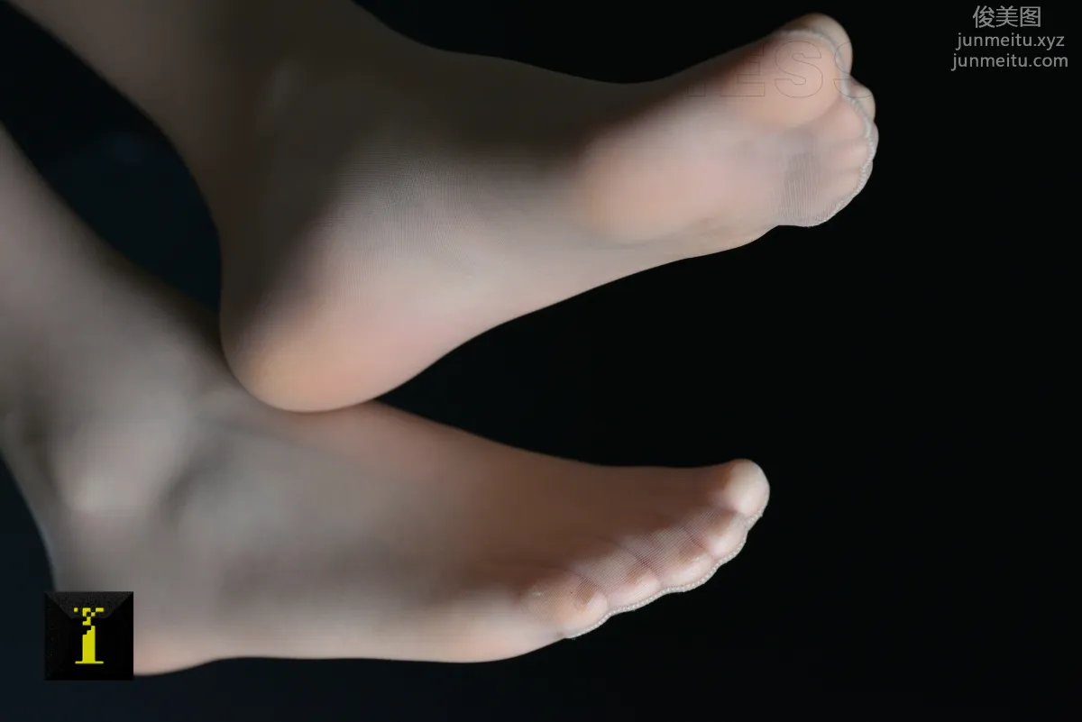 [IESS] Pu Hui Ji 056 Xiao Jie, Soft Beauty Under Light and Shadow (1) Big Close-Ups photo 58