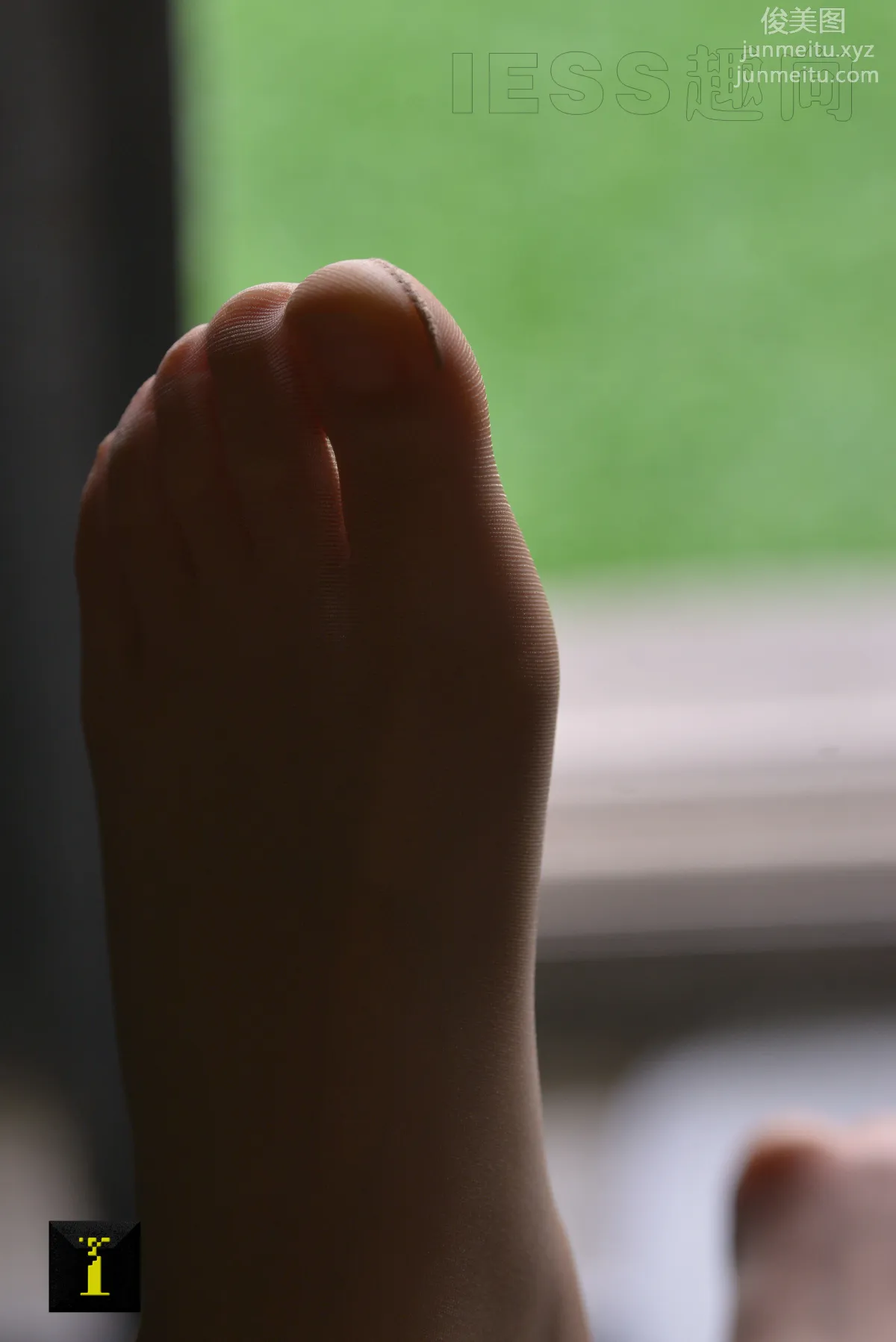 [IESS] Pu Hui Ji 056 Xiao Jie, Soft Beauty Under Light and Shadow (1) Big Close-Ups photo 59