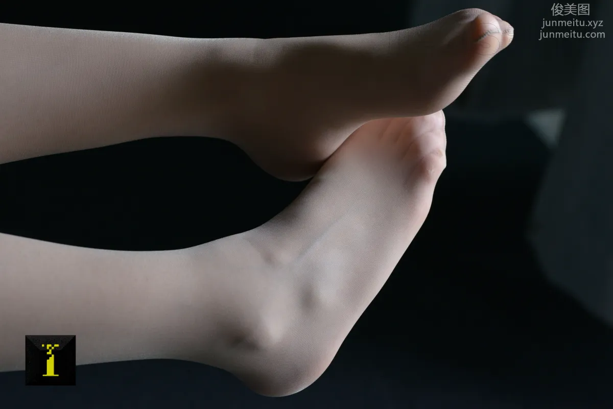 [IESS] Pu Hui Ji 056 Xiao Jie, Soft Beauty Under Light and Shadow (1) Big Close-Ups photo 68