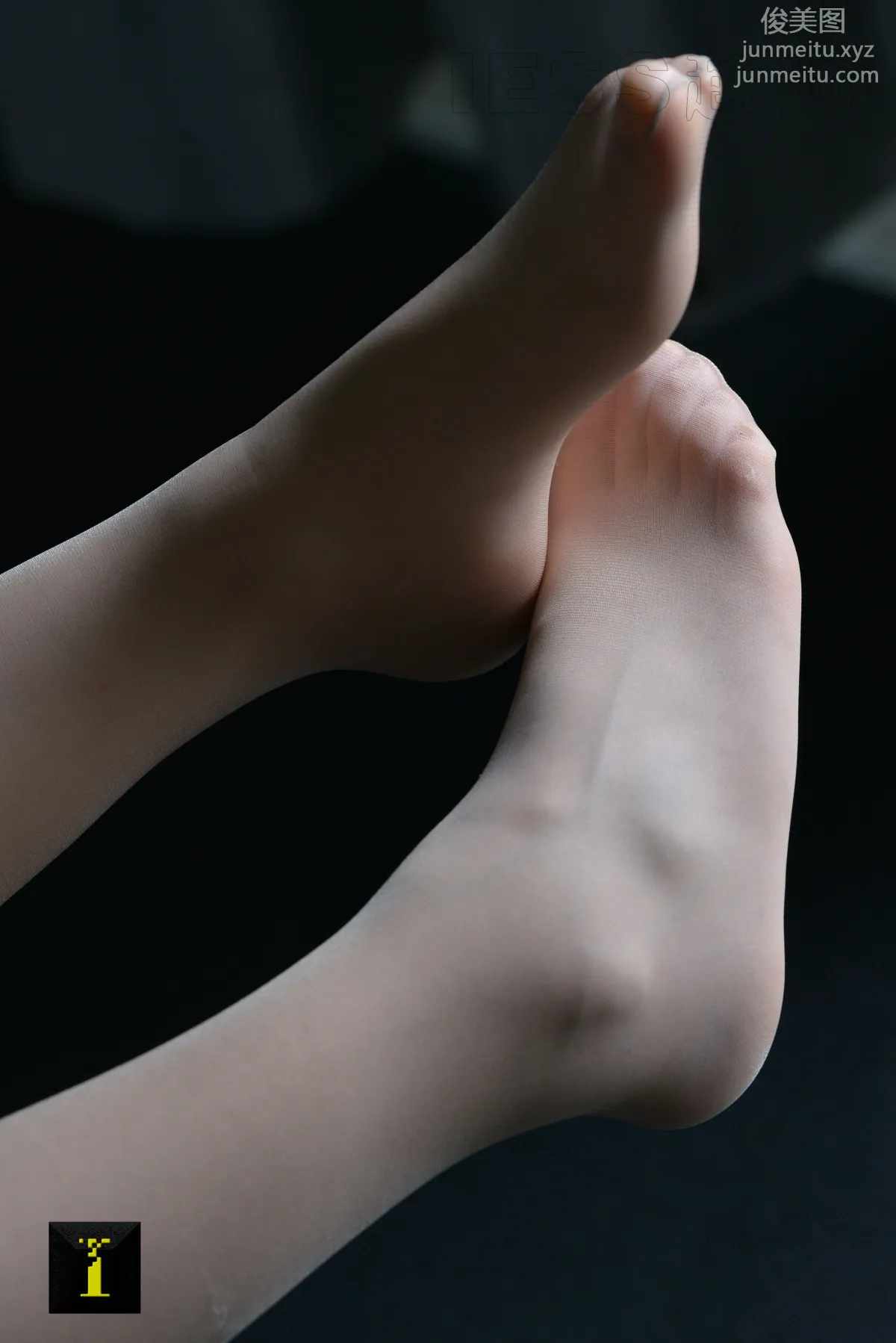 [IESS] Pu Hui Ji 056 Xiao Jie, Soft Beauty Under Light and Shadow (1) Big Close-Ups photo 69