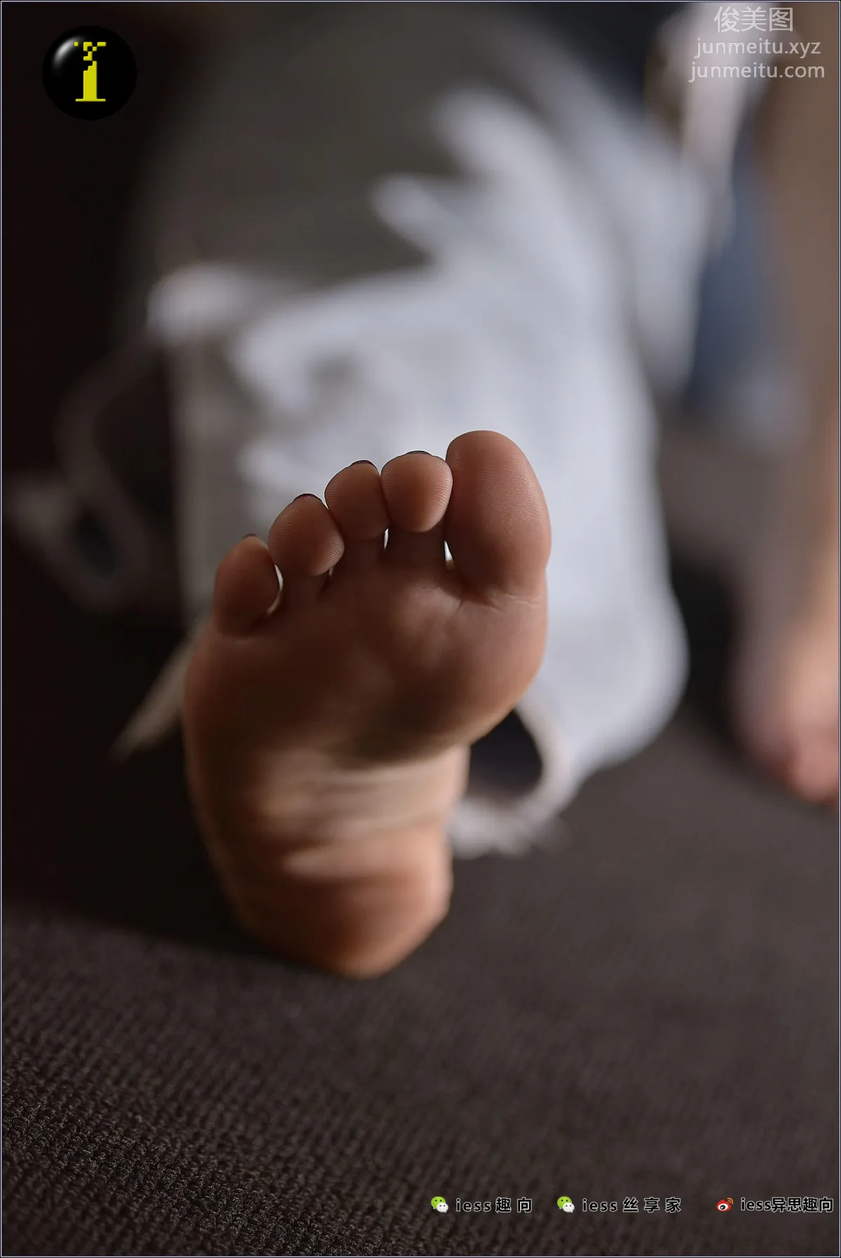 [IESS] Pu Hui Ji 073 Fan Meimei, Painting Toenails photo 73