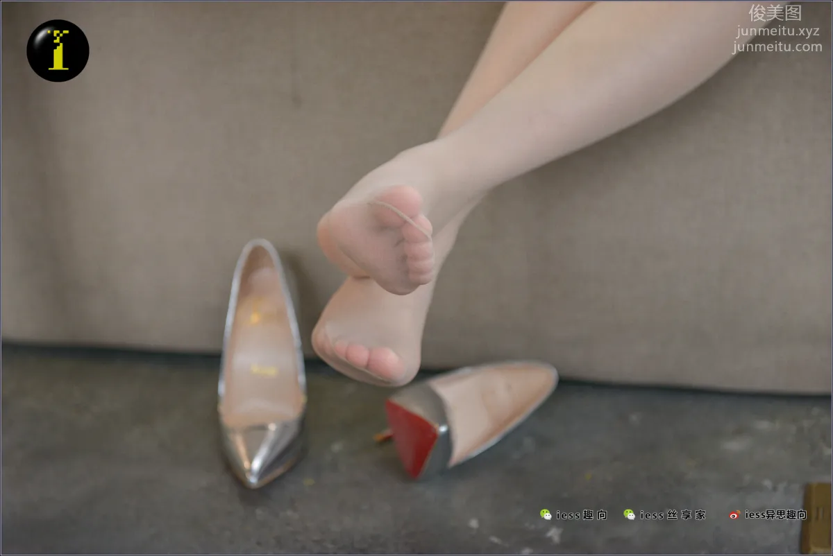 [IESS] Pu Hui Ji 076 Xiao Jie, Silver High Heels in the Cafe photo 77
