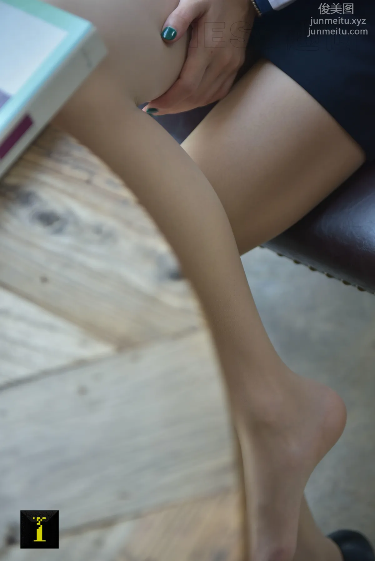 [IESS] Pu Hui Collection 105 - Xiao Liu's Professional Nude Stockings Demonstration I [94P] photo 86