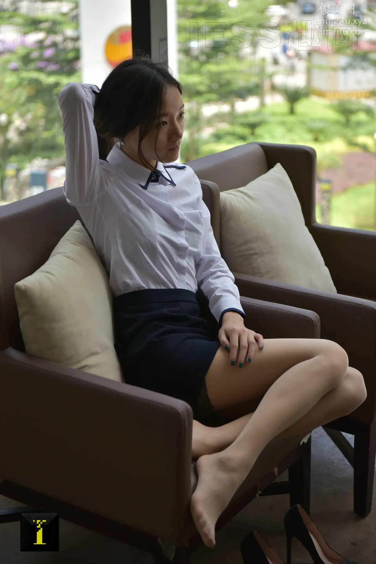[IESS異思趣向] 普惠集 106-小六、絲足底、肉絲特寫 [93P] 50
