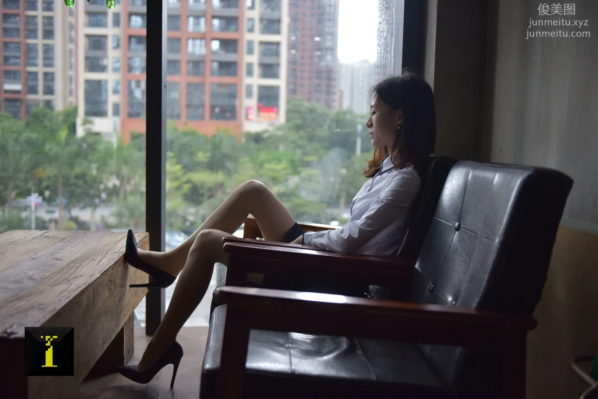 [IESS] Pu Hui Collection 107 - Xiao Liu's Professional Nude Stockings Demonstration [90P] photo 47