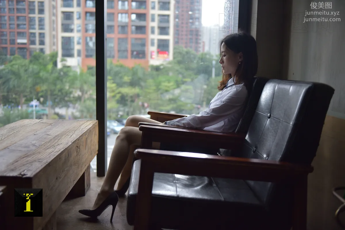 [IESS] Pu Hui Collection 107 - Xiao Liu's Professional Nude Stockings Demonstration [90P] photo 48