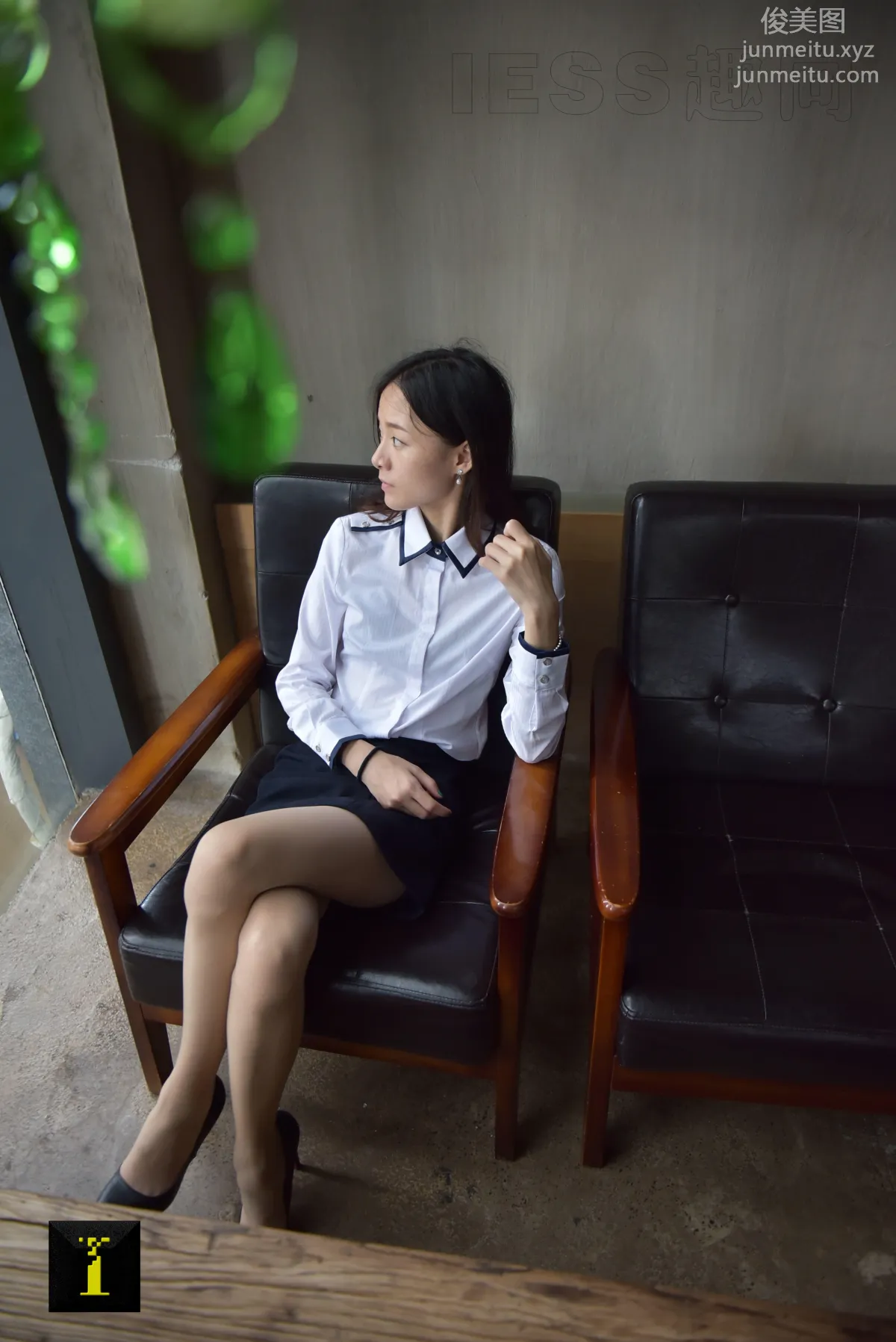 [IESS] Pu Hui Collection 107 - Xiao Liu's Professional Nude Stockings Demonstration [90P] photo 50