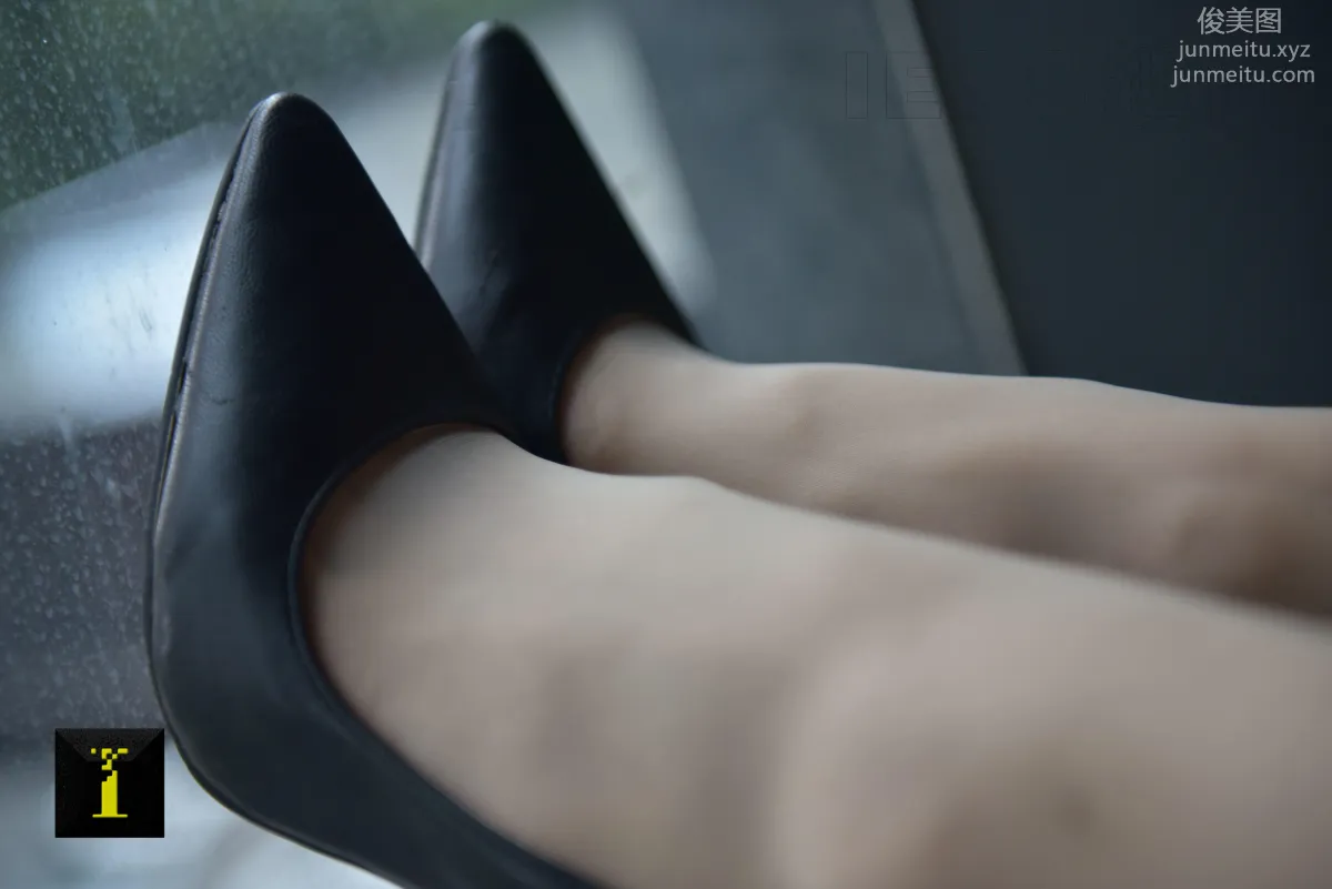 [IESS] Pu Hui Collection 107 - Xiao Liu's Professional Nude Stockings Demonstration [90P] photo 90