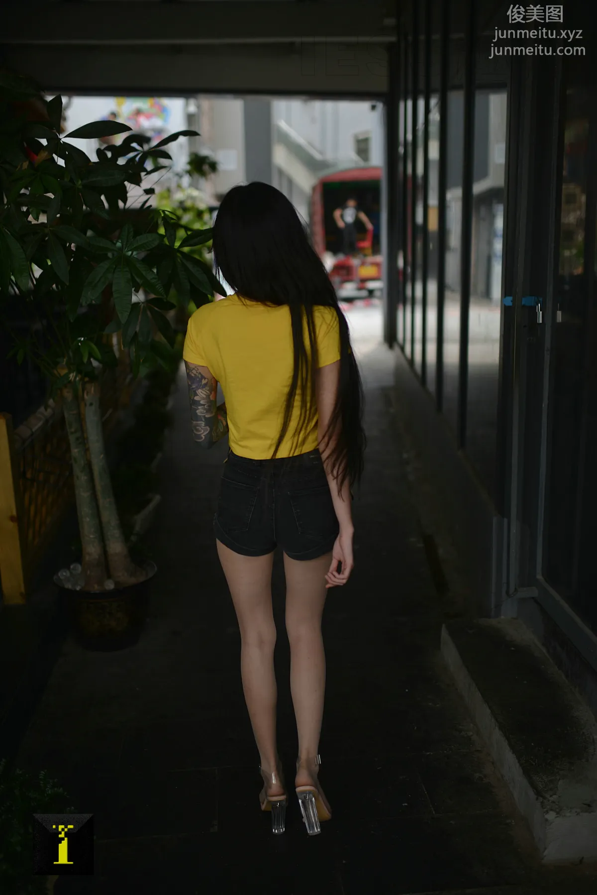 [IESS異思趣向] 普惠集 112 潇潇 - 腿鑒 [73P] 54
