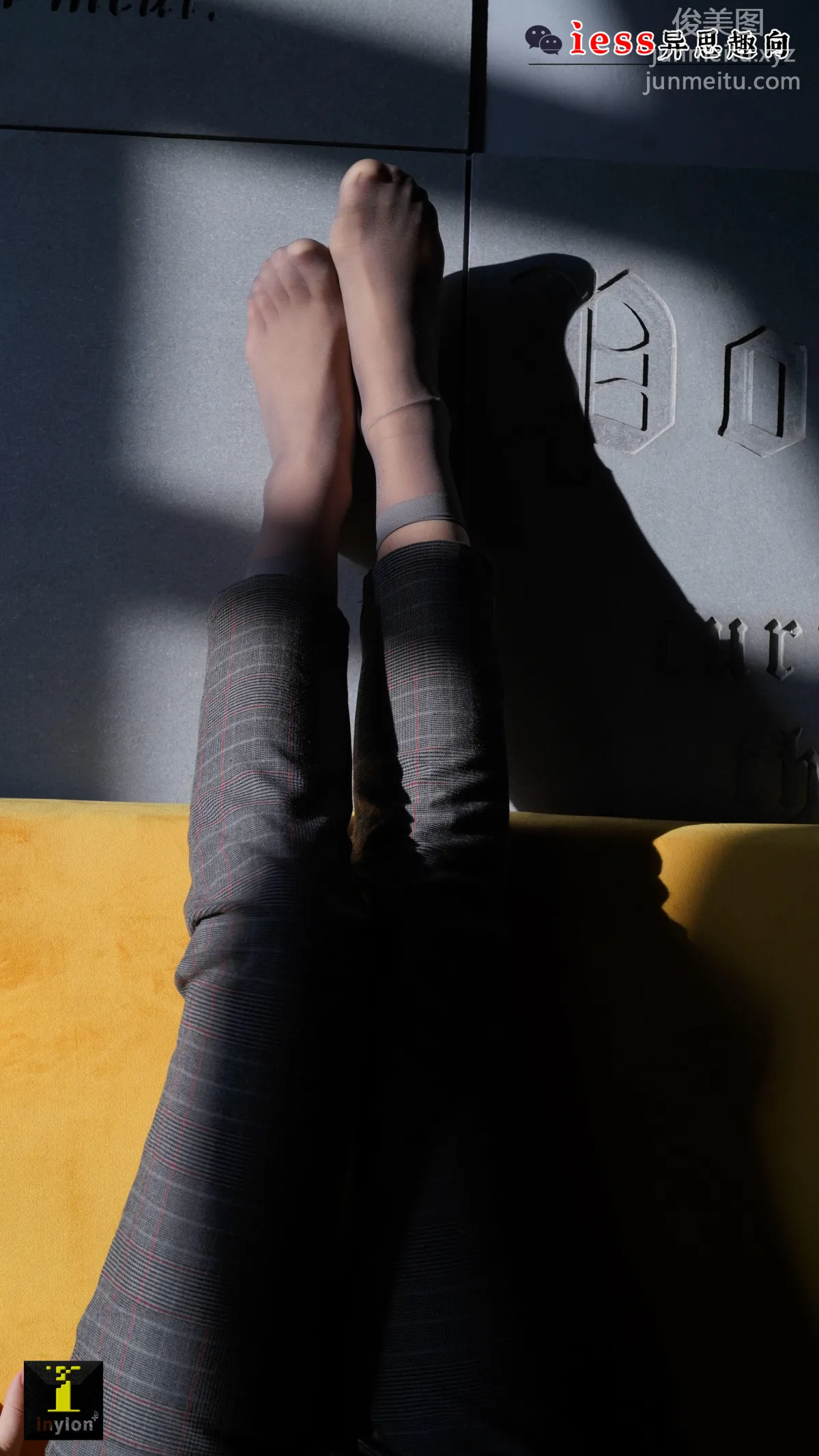 [IESS] Pu Hui Collection 132 - Ge Ge, Wonderful Short Gray Stockings Close-Up photo 54