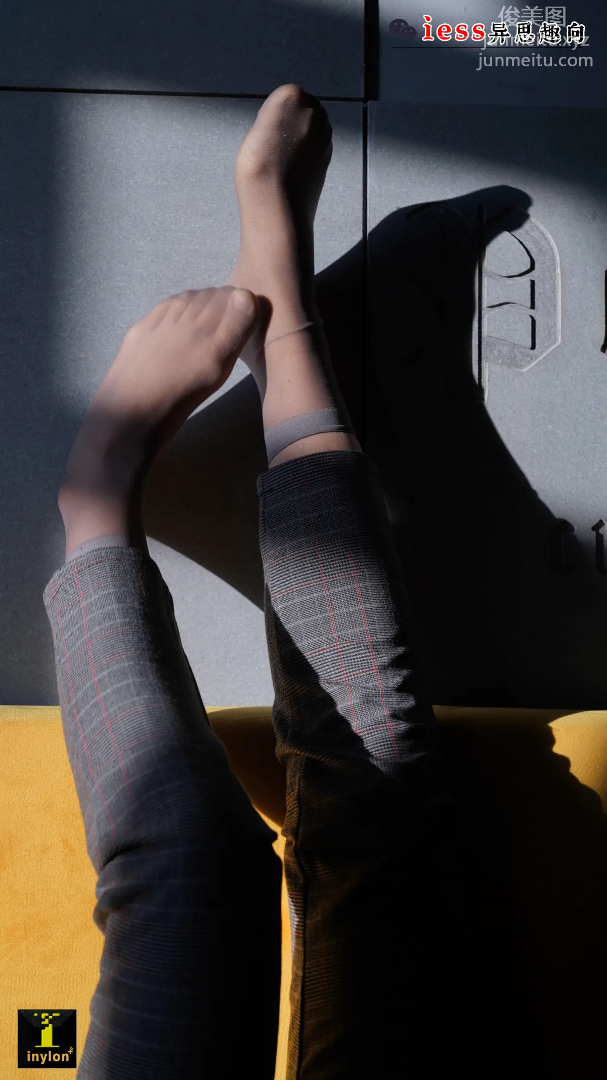 [IESS] Pu Hui Collection 132 - Ge Ge, Wonderful Short Gray Stockings Close-Up photo 58