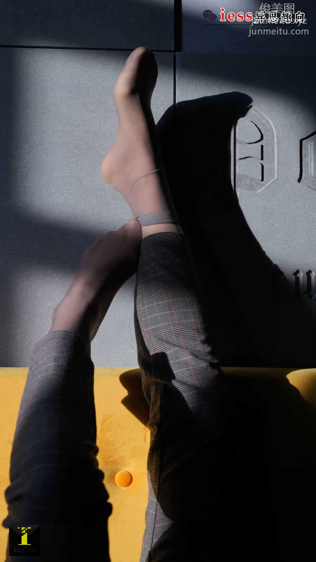 [IESS] Pu Hui Collection 132 - Ge Ge, Wonderful Short Gray Stockings Close-Up photo 59