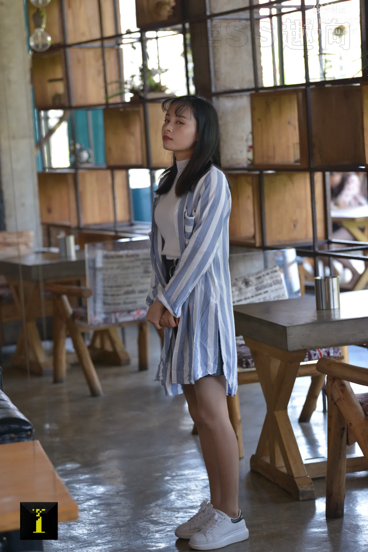 A Li: IESS No. 153 photo 85
