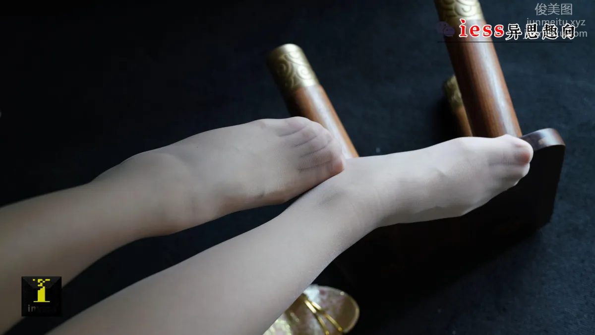 [IESS異思趣向] 普惠集 154小捷-桌下乾坤 [73P] 28