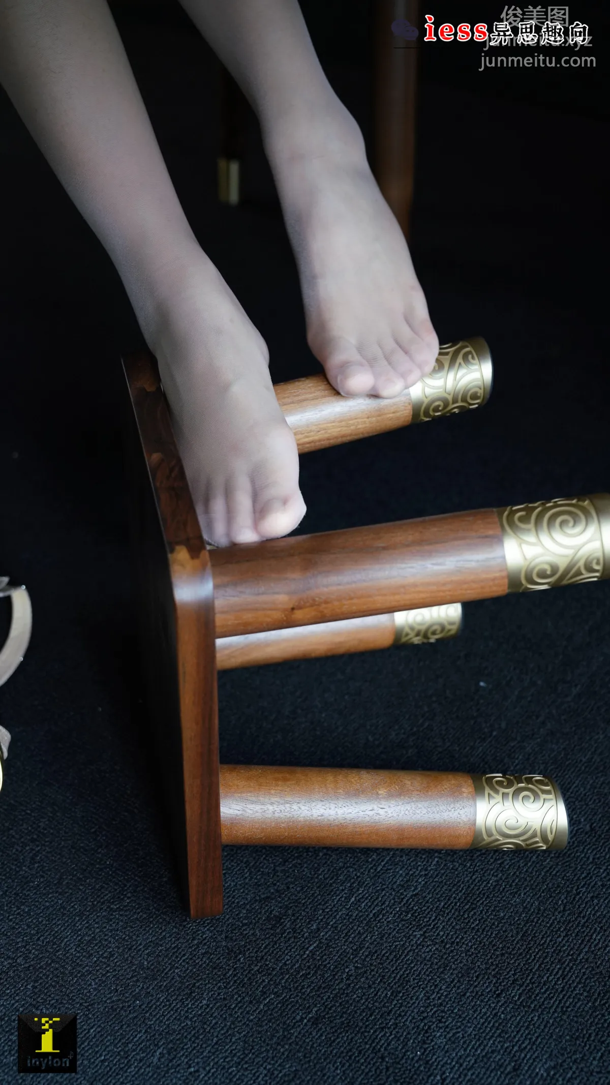 [IESS異思趣向] 普惠集 154小捷-桌下乾坤 [73P] 41